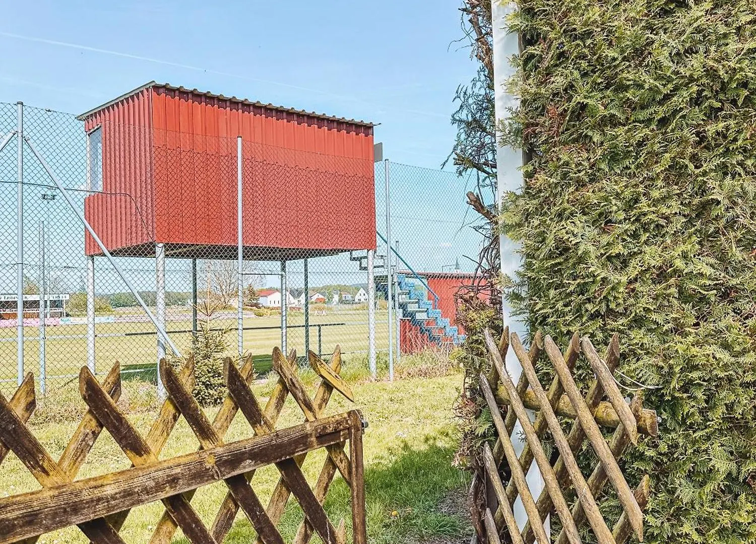Lägenhet Schoene Wohnung Mit Grossem Garten Pyrbaum Tyskland